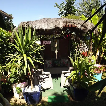 Bed & Breakfast D'hotes La Maison Bleue *